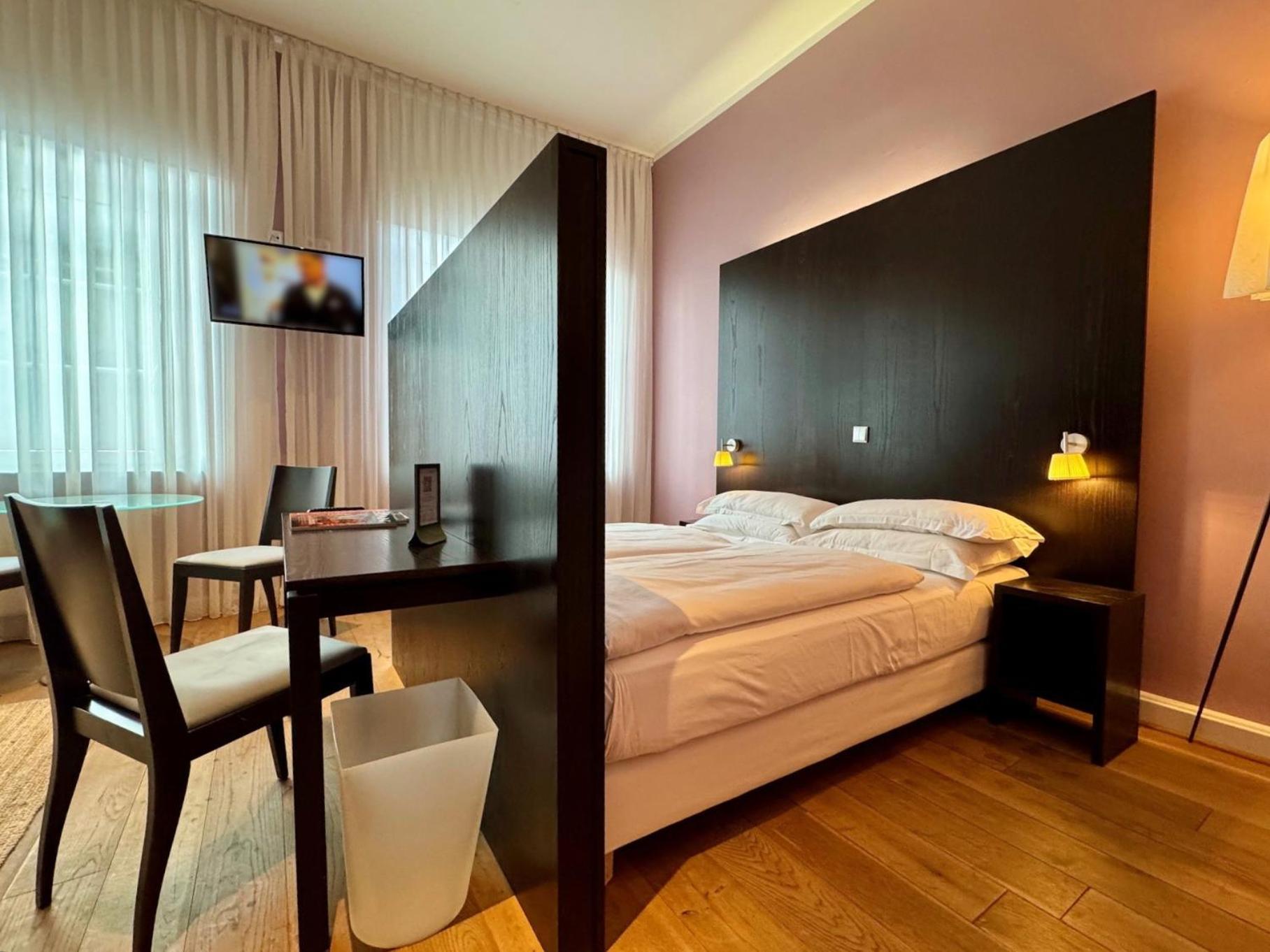 The New Yorker Hotel Koeln-Messe Bagian luar foto